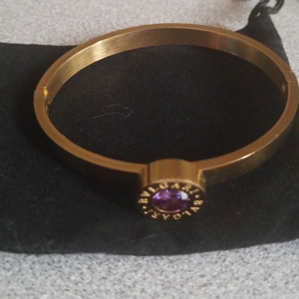 Bracelate